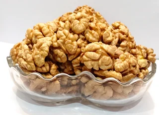 مغز گردوی  آذرشهر