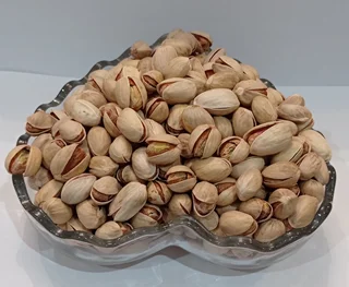 پسته فندقی خام